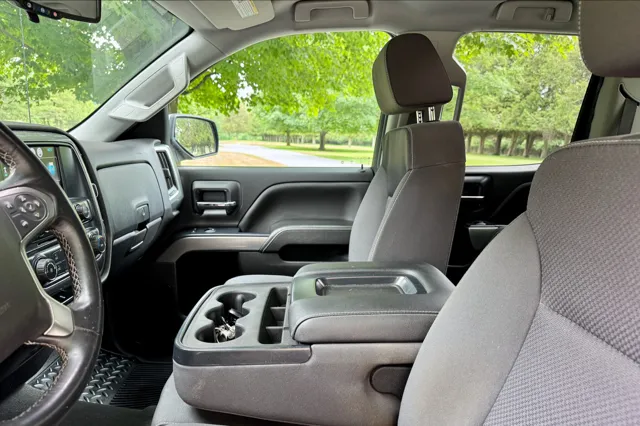 2019 Chevrolet Silverado 1500 LD LT - Photo 18