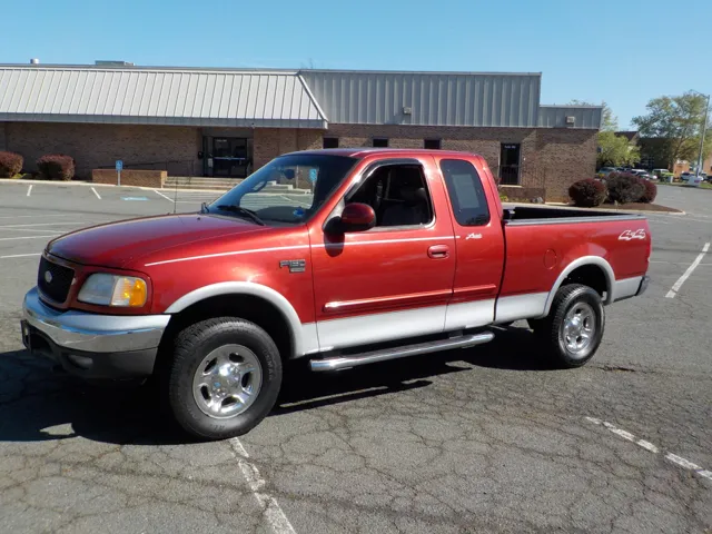 2002 Ford F-150 Lariat