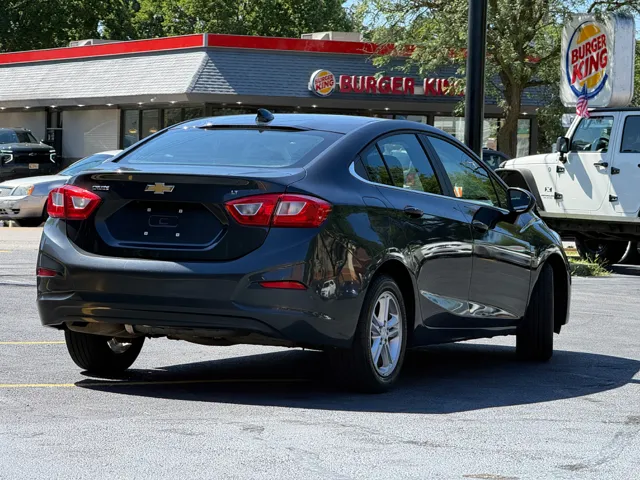 2017 Chevrolet Cruze LT - Photo 7