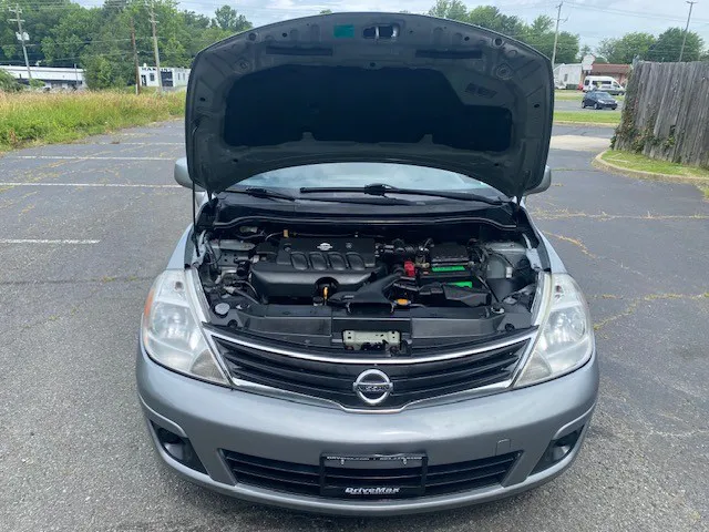 2011 Nissan Versa photo 17