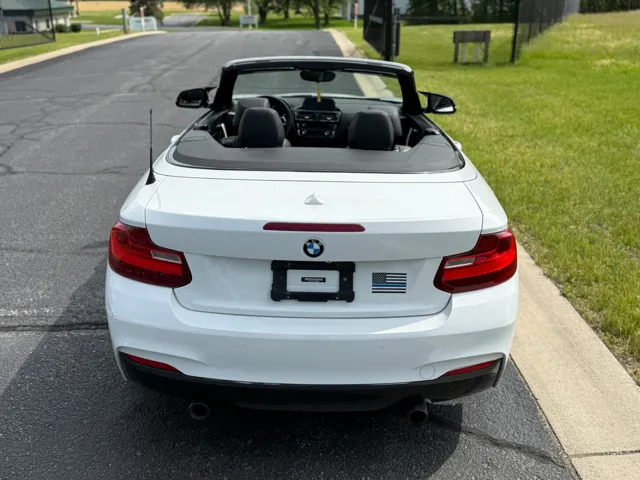2015 BMW 2 Series M235i - Photo 16