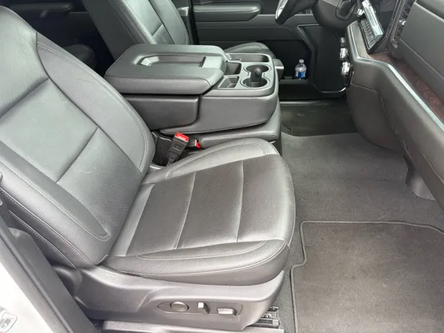 2025 GMC Sierra 1500 SLT - Photo 12