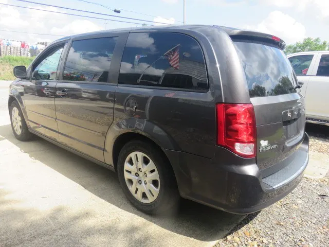 2016 Dodge Grand Caravan SE - Photo 9
