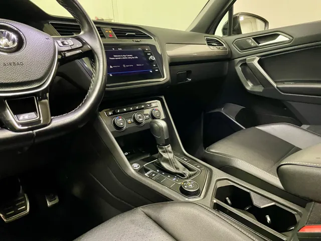 2021 Volkswagen Tiguan SE R-LINE BLACK - Photo 12