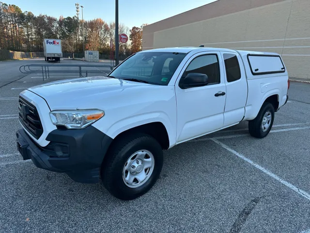 2018 Toyota Tacoma's photo