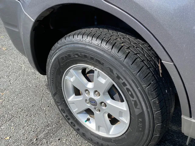 2009 Ford Escape XLT photo 11