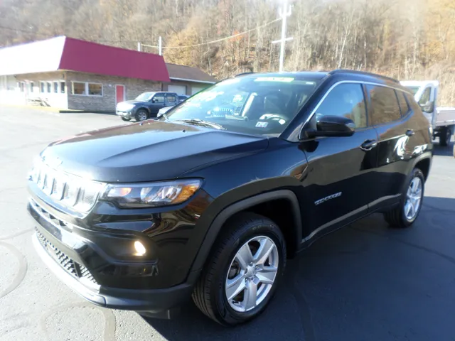 2022 Jeep Compass North Edition Latitude photo 2