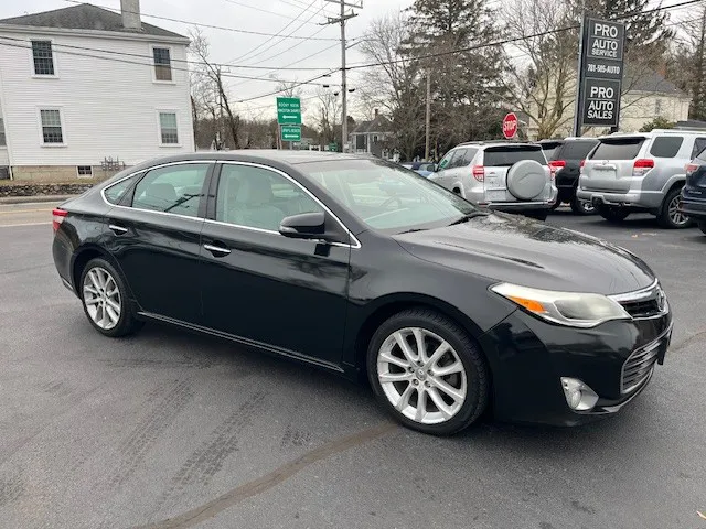 2014 Toyota Avalon XLE Touring's photo