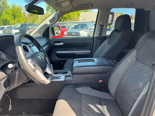 2017 Toyota Tundra SR5 - Photo 7