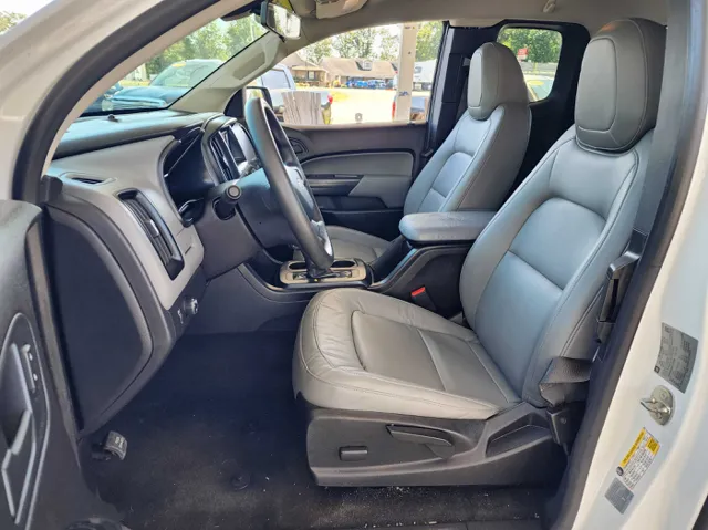 2015 Chevrolet Colorado Base photo 14