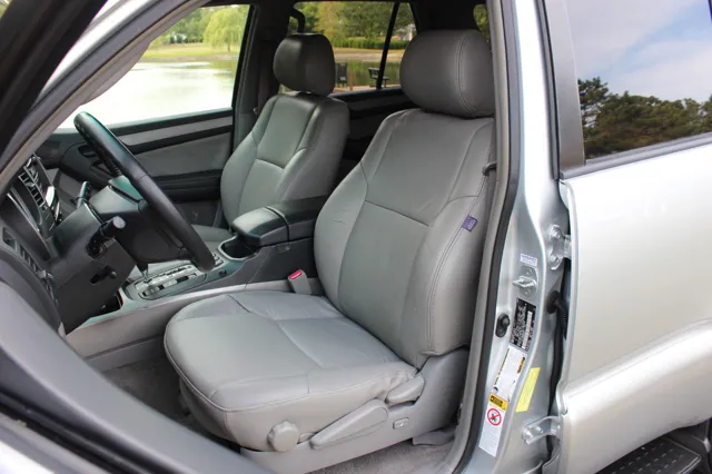 2009 Toyota 4Runner SR5 - Photo 9