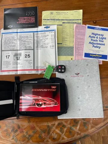 1998 Chevrolet Corvette Base - Photo 25