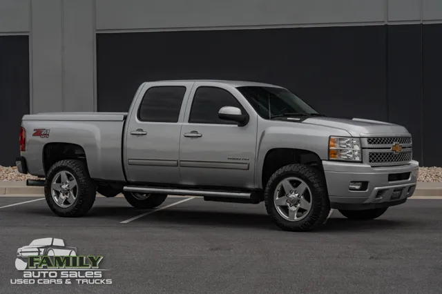 2013 Chevrolet Silverado 2500HD LTZ - Photo 11