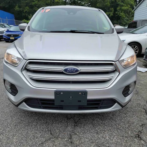 2019 Ford Escape SE's photo