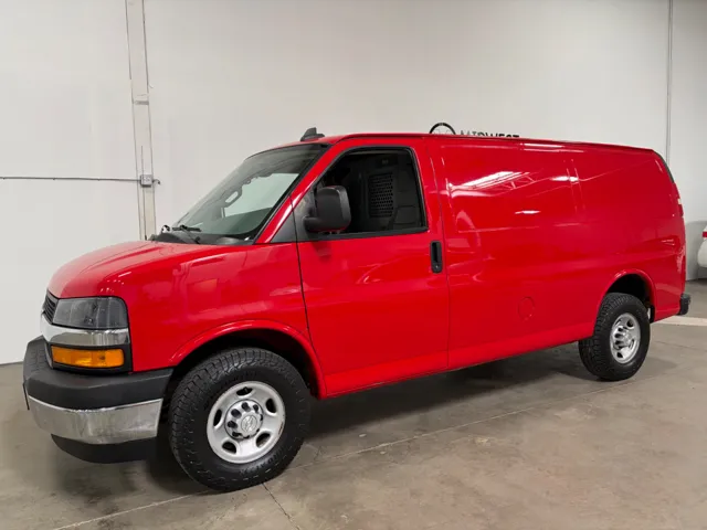 2018 Chevrolet Express 2500 Work Van HD's photo