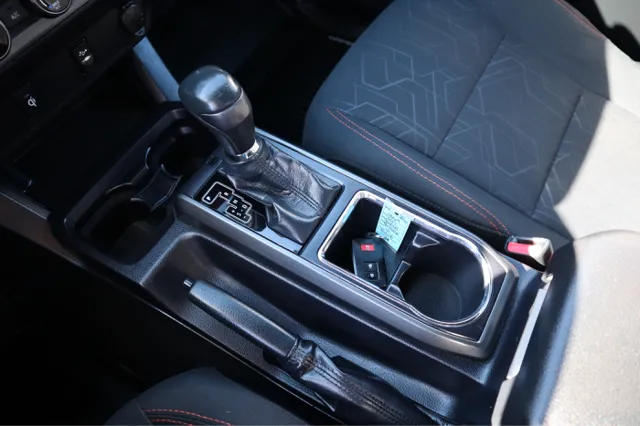 2017 Toyota Tacoma TRD Off Road - Photo 25