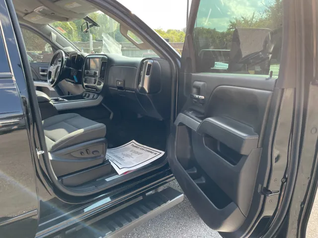 2016 Chevrolet Silverado LT photo 23