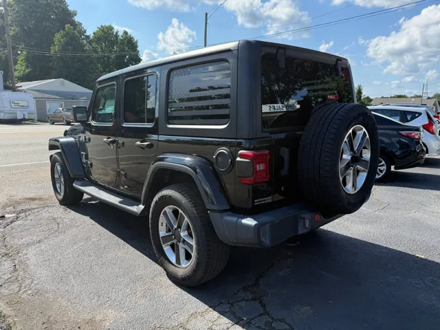 2019 Jeep Wrangler Unlimited Sahara - Photo 4