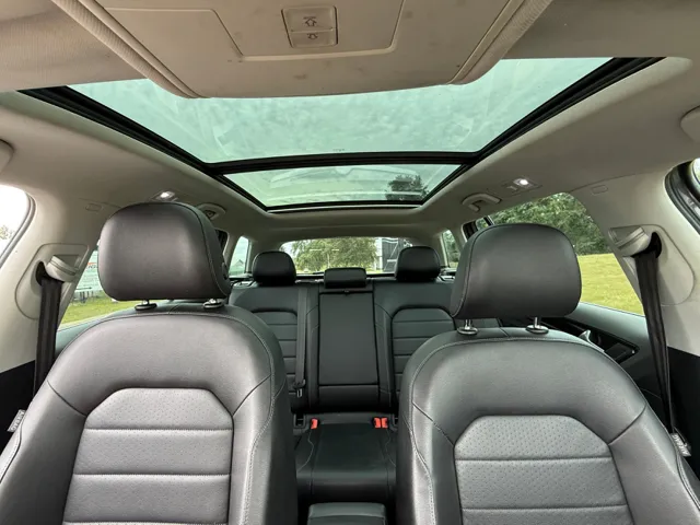 2017 Volkswagen Golf SportWagen 45