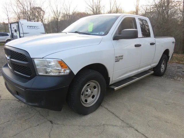 2019 Ram 1500 Classic Tradesman photo 3