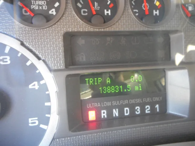 2008 Ford F-550 - Photo 16