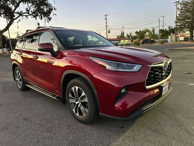 2021 Toyota Highlander XLE