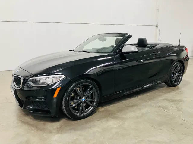 2016 BMW 2 Series M235i's photo