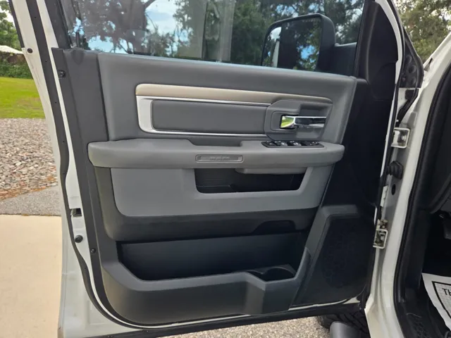 2019 Ram 1500 Classic photo 22