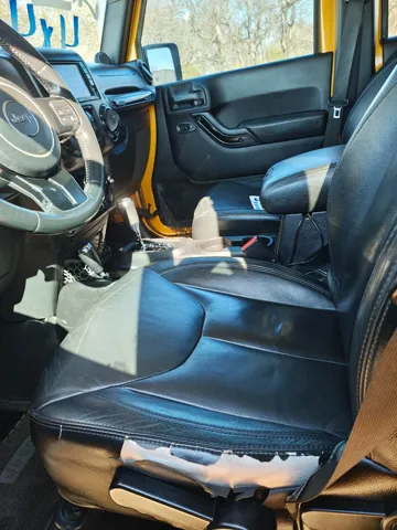 2014 Jeep Wrangler Unlimited Altitude - Photo 6