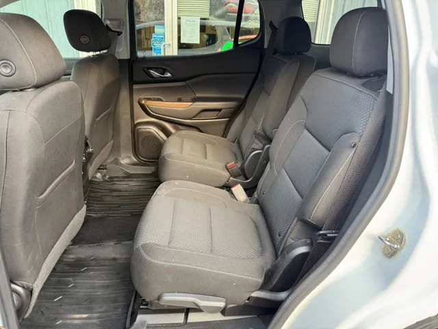 2023 GMC Acadia SLE - Photo 12