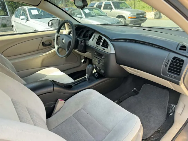 2006 Chevrolet Monte Carlo LS - Photo 5