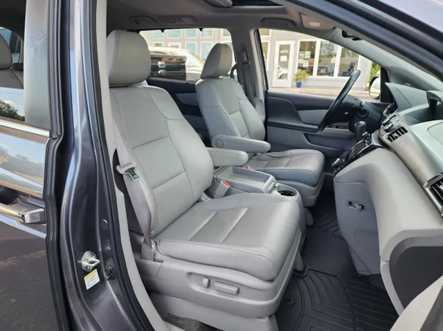 2014 Honda Odyssey EX-L photo 21