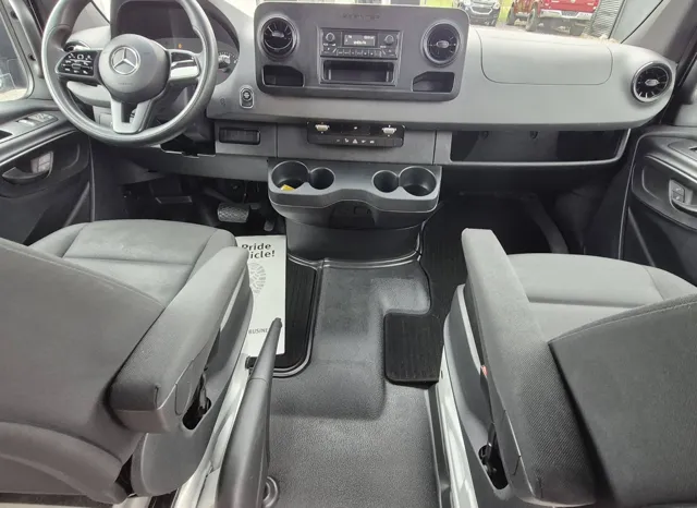 2021 Mercedes-Benz Sprinter Crew Van Base - Photo 8