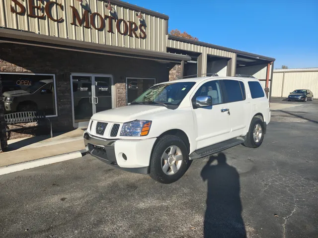 2004 Nissan Armada SE