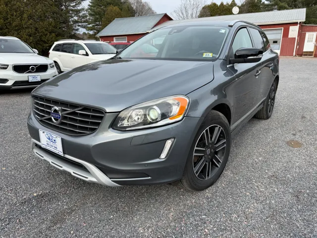 2017 Volvo XC60 T5 Dynamic