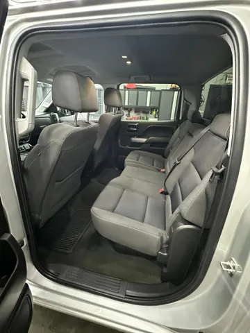 2018 Chevrolet Silverado 1500 LT Z71 - Photo 10