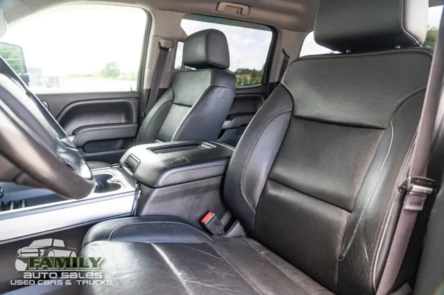 2016 Chevrolet Silverado 2500HD LTZ - Photo 24