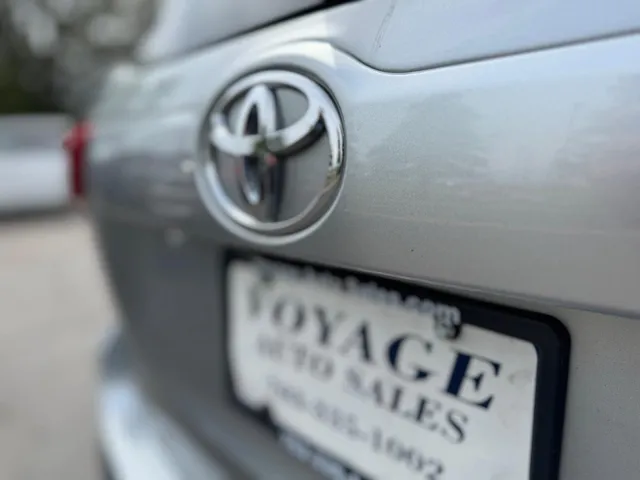 2017 Toyota Highlander LE - Photo 14