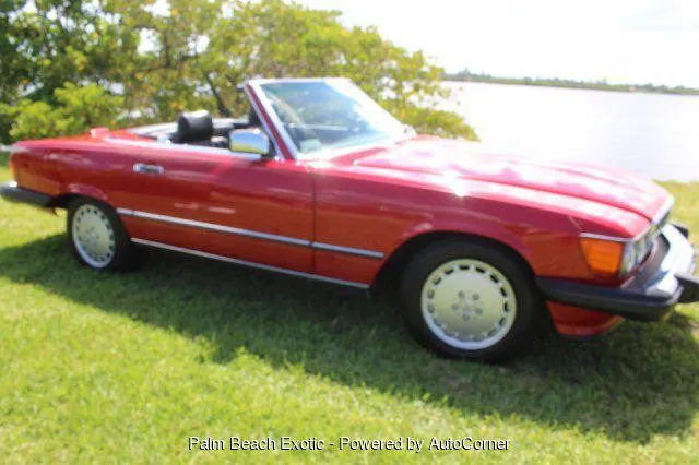 1989 Mercedes-Benz 560's photo