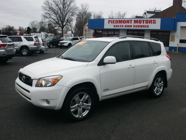 2007 Toyota RAV4 Sport's photo