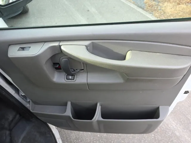 2013 Chevrolet Express Cargo Work Van - Photo 82