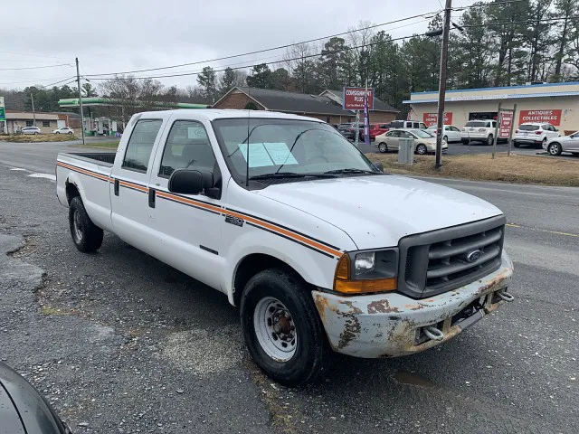 2001 Ford F-350 Super Duty XL's photo