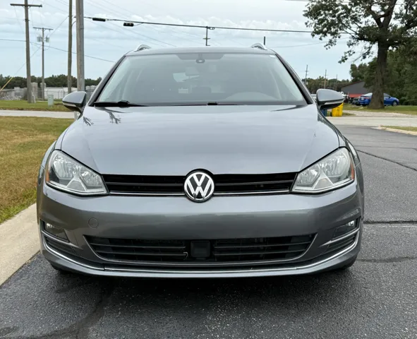 2017 Volkswagen Golf SportWagen 6