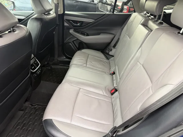 2022 Subaru Outback Limited - Photo 14