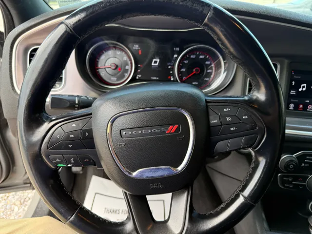 2019 Dodge Charger SXT photo 6