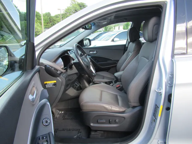 2015 Hyundai Santa Fe Limited - Photo 9