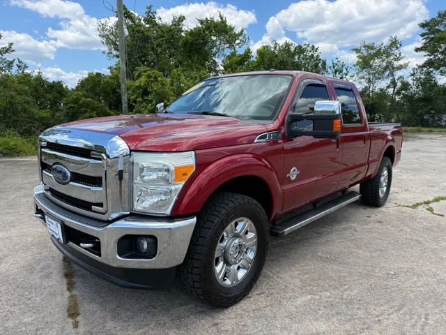 2015 Ford F-250 Lariat 4x4 Crew Cab 172 in's photo