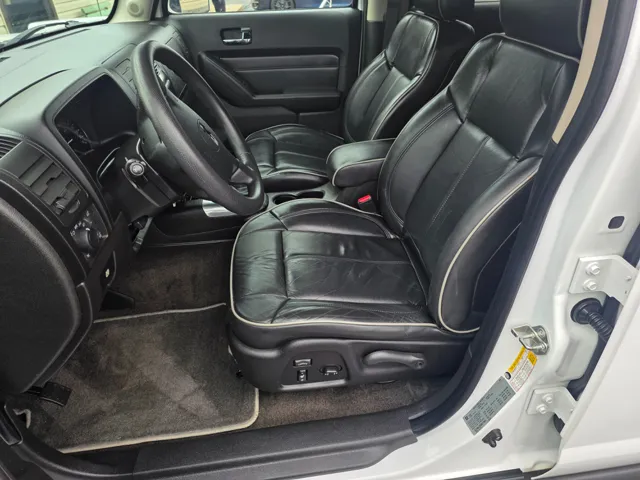 2010 Hummer H3 Luxury Edition - Photo 10