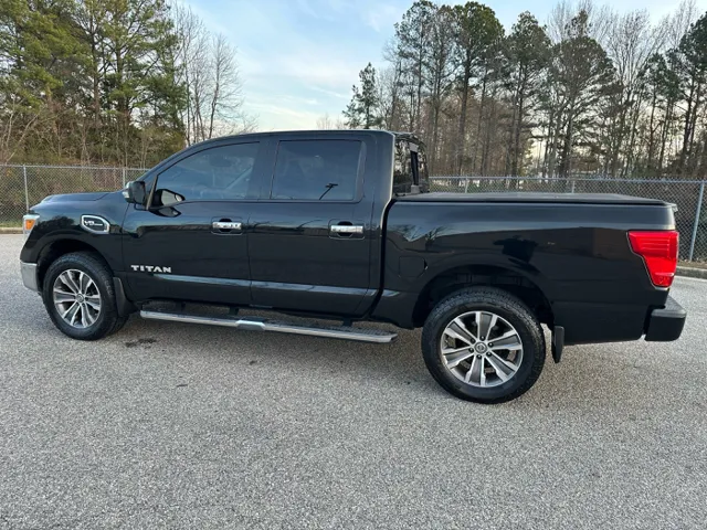 2017 Nissan Titan SL - Photo 43