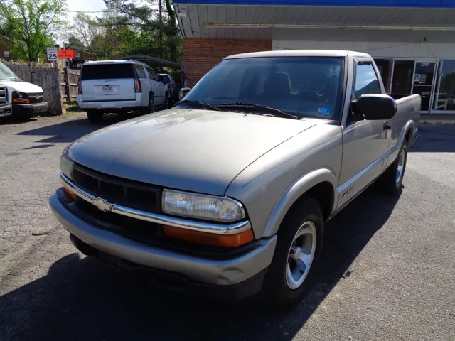 2002 Chevrolet S10's photo